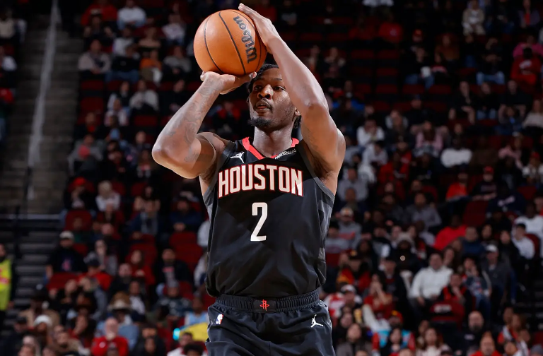 复出一个多月了，火箭锋线新援的出场时间依然只有10几分钟？