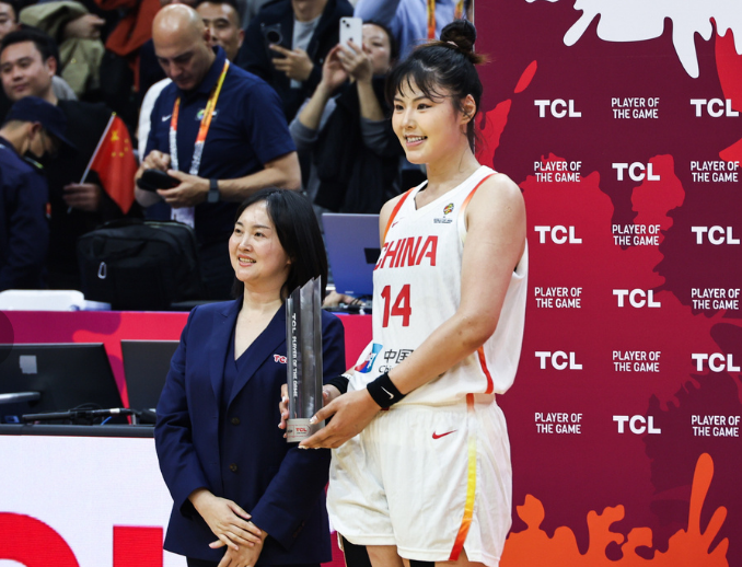 九游下载-中国女篮vs比利时前瞻：李月汝领衔三塔PK梅斯曼 谨防吞首败